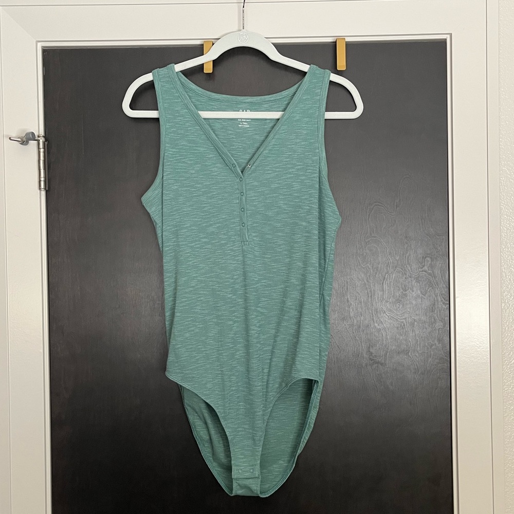 GAP Henley bodysuit Large Tall